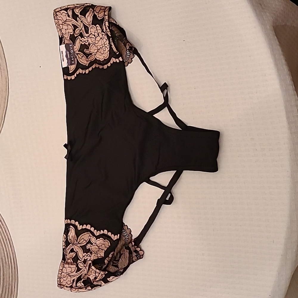 NWT Cacique Hipster Panty